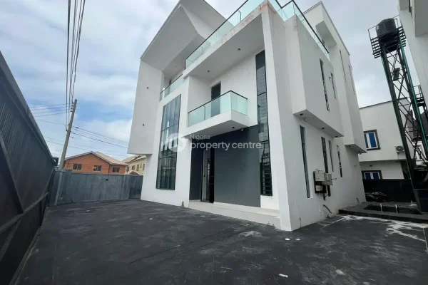 5 Bedroom Detached Duplex for Sale