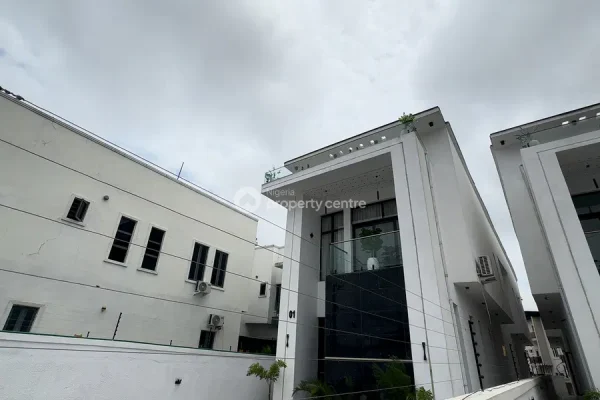 5 Bedroom Detached Duplex with Swimming Pool and BQ